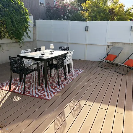 Semesterbostad Pretty Club Cosy Bandol